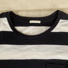 ＧＵ製　長袖Ｔシャツ　メンズ：Ｌ　色　紺色＆白色の画像