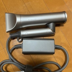 KINUJO ドライヤーHW001の画像