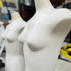 ReBody ABS トルソー マネキン レディース ホワイト 一点売り　ReBody リボディ トルソー マネキン 樹脂 torso mannequin display dummy レディース ホワイト 白 ディスプレイ什器 店舗什器 撮影用 mannequin torso display standの画像