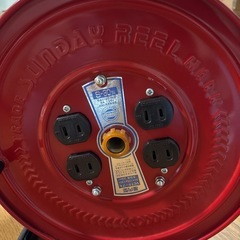 電気コードリールの画像
