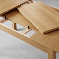 IKEA 伸長式テーブル BJURSTA の画像