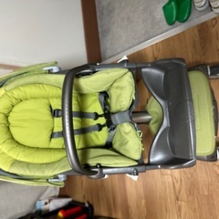 STOKKE　ベビーカーの画像