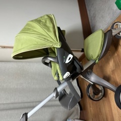 STOKKE　ベビーカーの画像