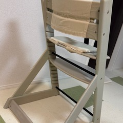 ストッケ類似品　木製ベビーチェアの画像