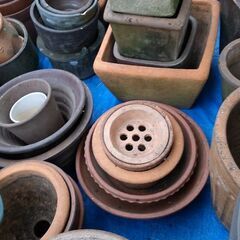 早いもの勝ち🌷陶器植木鉢各種🌷100円～の画像