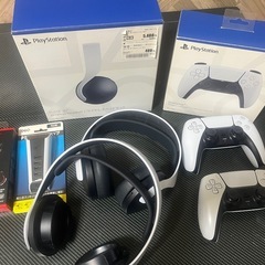 PS5 周辺機器 ソフトまとめ売りの画像
