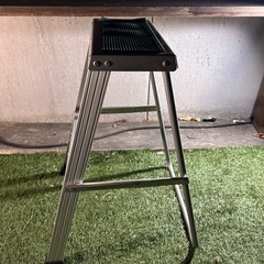 脚立の画像