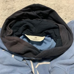 エイチアンドエム　H &M パーカー　キッズ　子供服　サイズ122〜128センチの画像