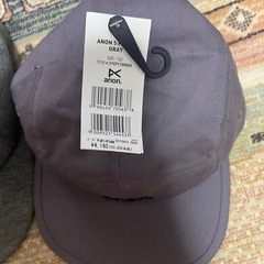 anon キャップ（新品・タグ付き）+ NIKE キャップ（中古）2点セット の画像