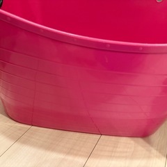バスケット荷物入れの画像
