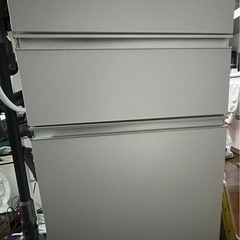 ホワイト収納家具の画像