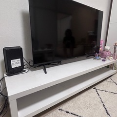 テレビボードの画像