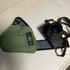 PENTAXの一眼フィルムカメラです　、父が使うていたものまだまだ使えるものの画像