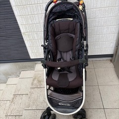 ベビーカー　の画像