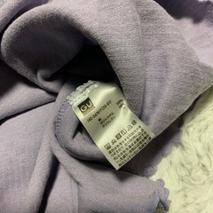 GU ジーユー　カットソー　サイズ160センチの画像