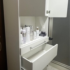 収納家具の画像