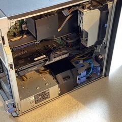 DELL PRECISION 5810 デスクトップPC / ワークステーション の画像