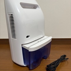 コンパクト除湿機
の画像