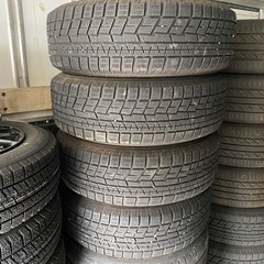 良品.ヨコハマ.YOKOHAMA.スタッドレスタイヤ.アルミホイール.4本セットの画像