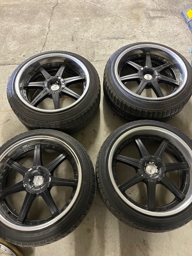 決まりました！ご連絡くれた方ありがとうございました！
O・Z Racing