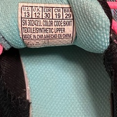 スケッチャーズ靴 19センチの画像