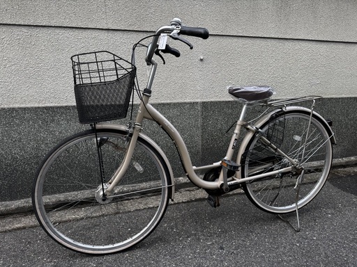 322-1番　全車両格安販売‼️ 26インチ オートライト　変速　ママチャリ