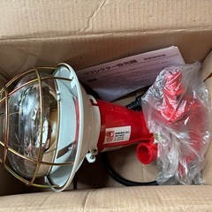 新品保管品投光器の画像