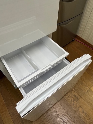 #26 スリムタイプ3ドア!! Haier 2022年  335L JR-CV34A ノンフロン冷凍冷蔵庫
