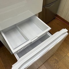 #26 スリムタイプ3ドア!! Haier 2022年  335L JR-CV34A ノンフロン冷凍冷蔵庫の画像
