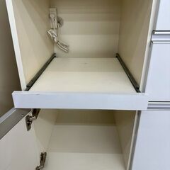 ★リユースのサカイ高崎店★TJ13098 (株)パモウナ 食器棚 白 H195×D50×W120 クリーニング済みの画像