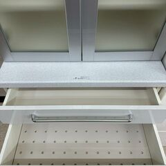★リユースのサカイ高崎店★TJ13099 (株)パモウナ 食器棚 白 H206×D45×W70 クリーニング済みの画像