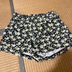 UNIQLO リラコ　ステテコ　ショートパンツの画像