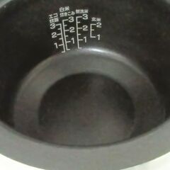リユースのサカイ栃木店★ジモティ割あり★ Haier 炊飯器 AT-RM32B 3合 20年製 動作確認／クリーニング済み TC11188の画像