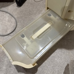 TOSHIBA 除湿乾燥機　2013年製の画像