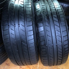 215/45R18Goodyear2本取り付け無料の画像