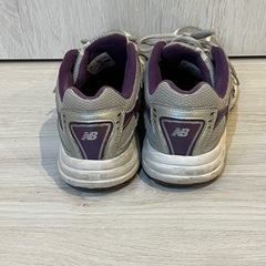 New Balance ニューバランス　スニーカー　靴　24.5cmの画像