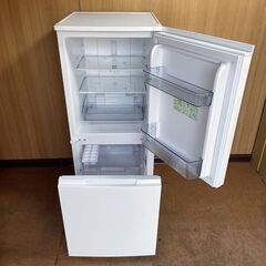 2023年製■シャープ 152L 冷蔵庫 つけかえどっちもドア SJ-D15JJ-W SHARP 2ドア冷凍冷蔵庫 一人暮らし 小型冷蔵庫の画像
