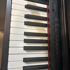電子ピアノの画像