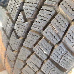 バリ山　ダンロップ  155/70R13   冬　バモス　エブリィ　ムーブ　タント　ワゴンR アルト　ekワゴン　ミラ　アルト  の画像