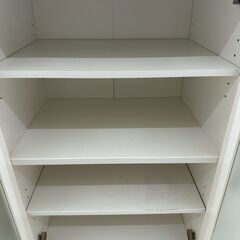 ★リユースのサカイ高崎店★TJ13108  食器棚 白 H89.5×D39.5×W79.5 クリーニング済みの画像