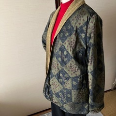 正絹紬とウール混生地のリバーシブルジャケットの画像