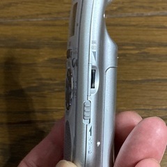 ボイスレコーダーとテレホンピックアップの画像