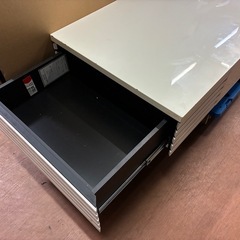 ★両サイド収納付き★センターテーブル・リビングテーブル・約高さ31cm×横幅110cm×幅55cm ※かなりの重量が有ります。2人でお越し頂くのをお勧めします。の画像