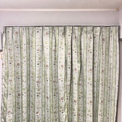 新品未使用遮光カーテン+レースカーテンの画像