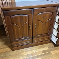 タンスの画像
