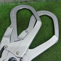 ツヨロン TH-504-NV93SV-OT-DG-M-2R23-BX フルハーネス 安全帯 Ｍサイズ①【野田愛宕店】【店頭取引限定】【未使用】管理番号：ITDIO3A29C26の画像
