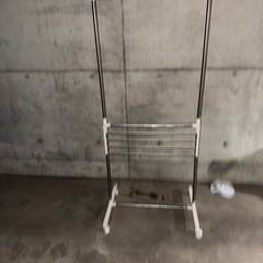 室内物干し竿の画像