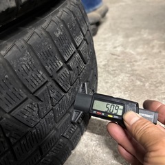 215/50/R18の画像