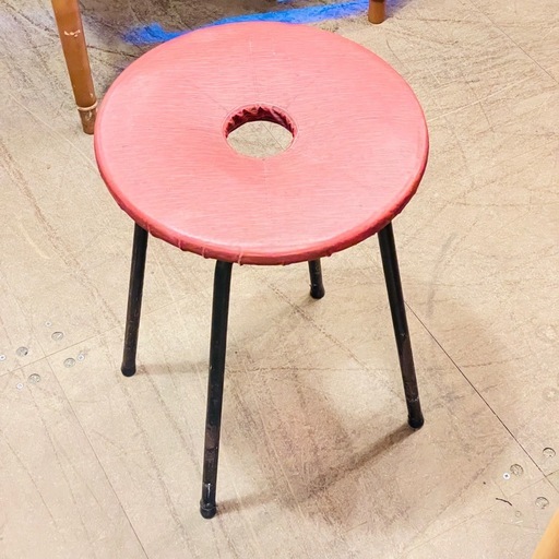 昭和レトロ 丸椅子 スツール 鉄脚 赤座面 ホールチェア ヴィンテージ