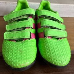 キッズadidas21cmの画像